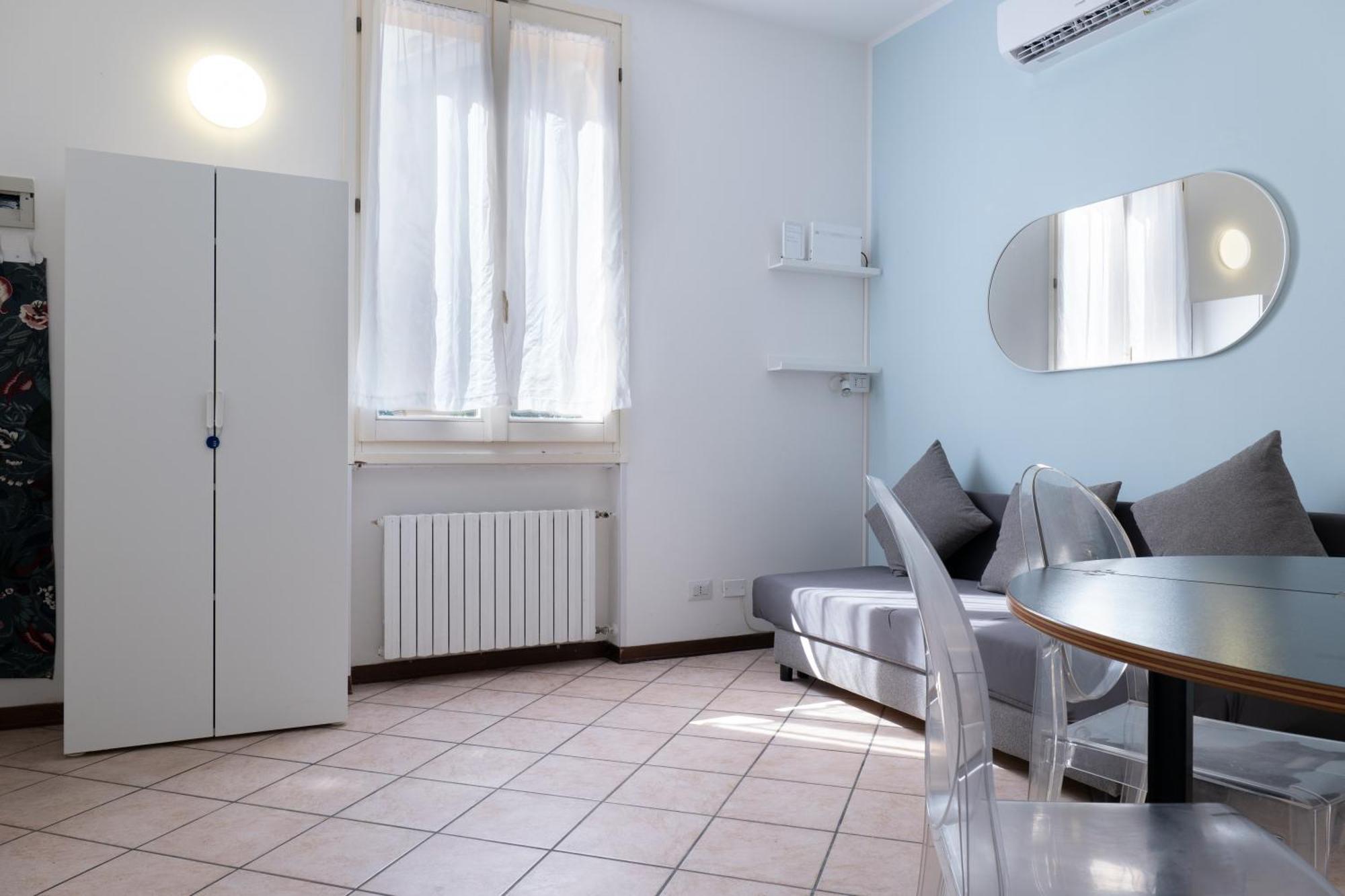 Turati Apartments ボローニャ エクステリア 写真