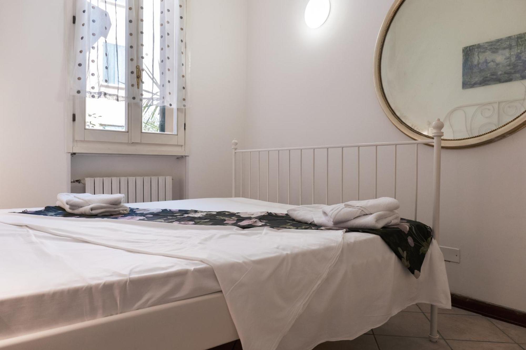 Turati Apartments ボローニャ エクステリア 写真