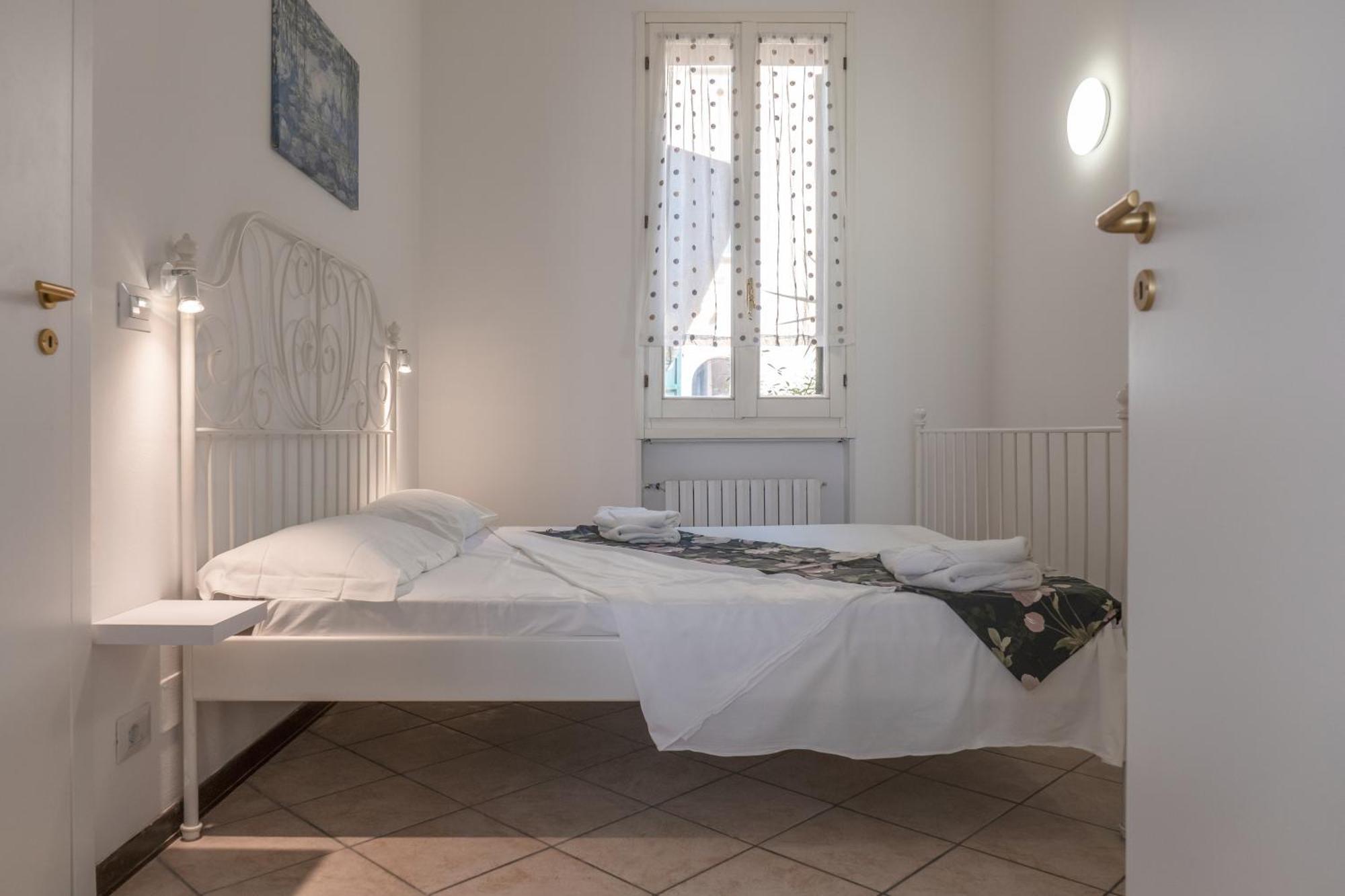 Turati Apartments ボローニャ エクステリア 写真
